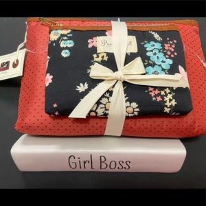 2 PC Cosmetic Bags Set. NWT.